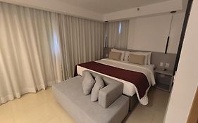 Raridade!! Flat Particular de Alto Padrão em Hotel Novíssimo - Cama King Size e Cama de Solteiro - Limpeza Diária Gratuita - Ótimo Preço - Excelente Atendimento - Melhor Localização de Brasília - Dentro do Hotel Ramadã Brasília Alvorada